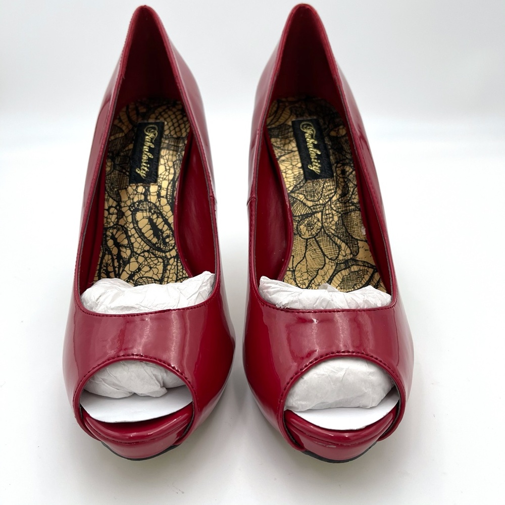 Red Stilettos - Picture 3 of 8